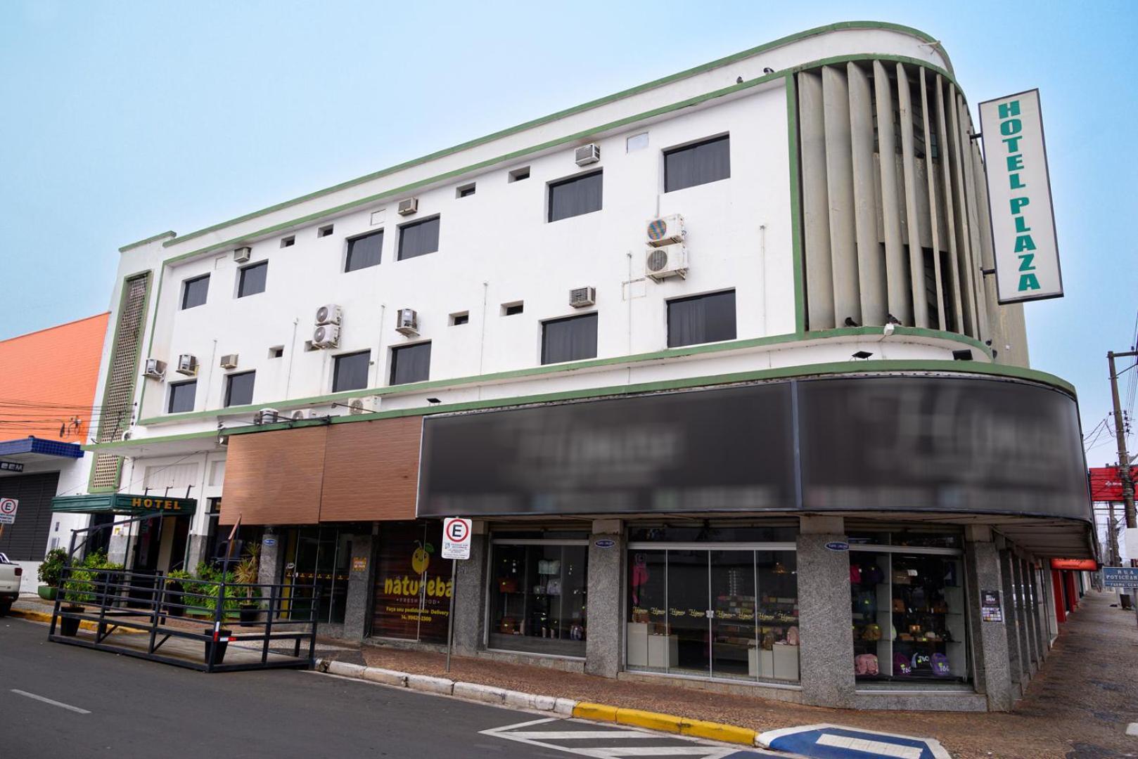 Hotel Plaza Tupa